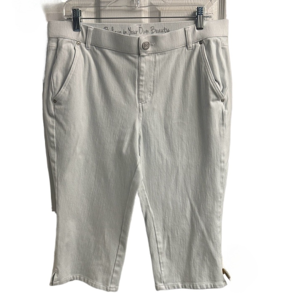 Belle by Kim Gravel Petite Flexibelle Straight Leg Capri Jean White Size 14P